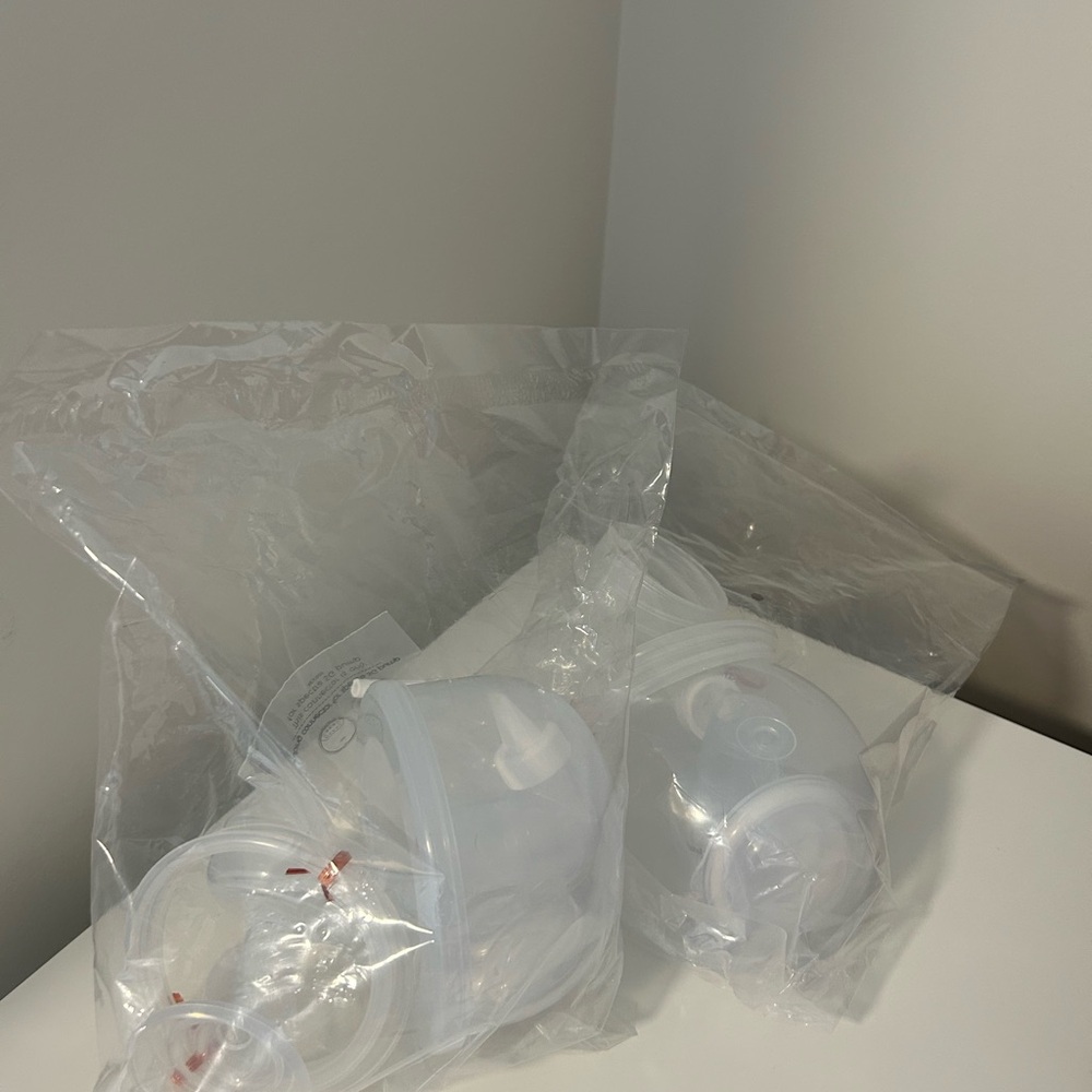 Spectra Wearable Cara Cups